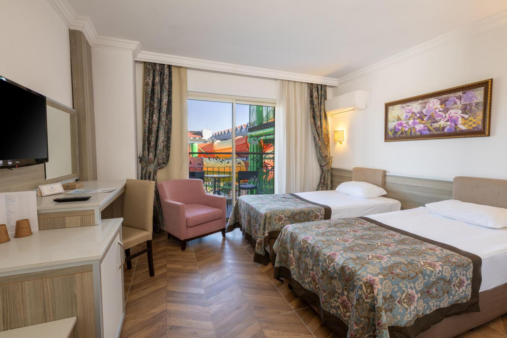 Crystal Aura Beach Resort & Spa Kemer Eksteriør bilde