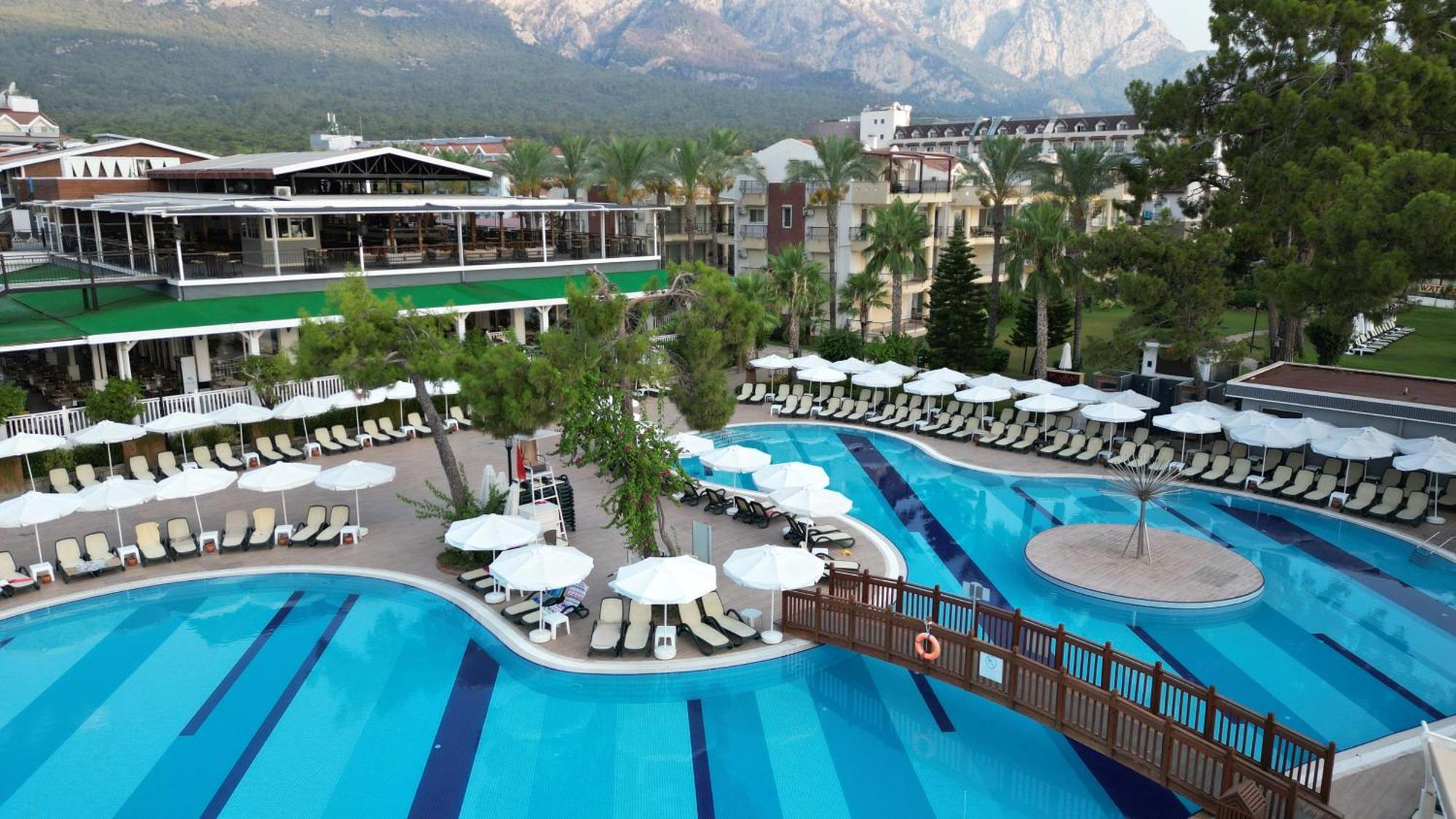 Crystal Aura Beach Resort & Spa Kemer Eksteriør bilde