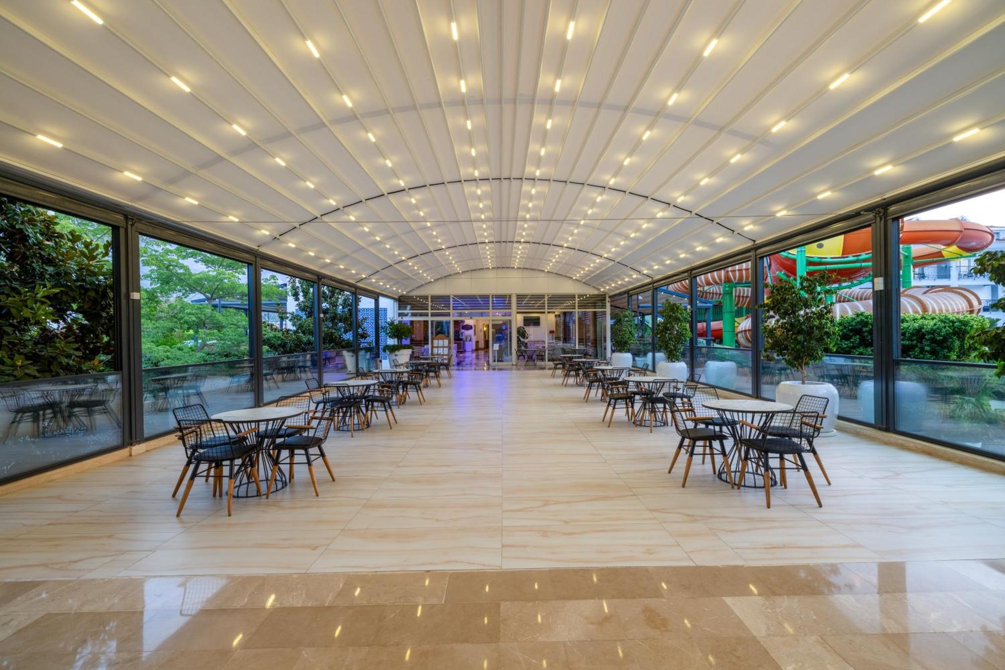 Crystal Aura Beach Resort & Spa Kemer Eksteriør bilde
